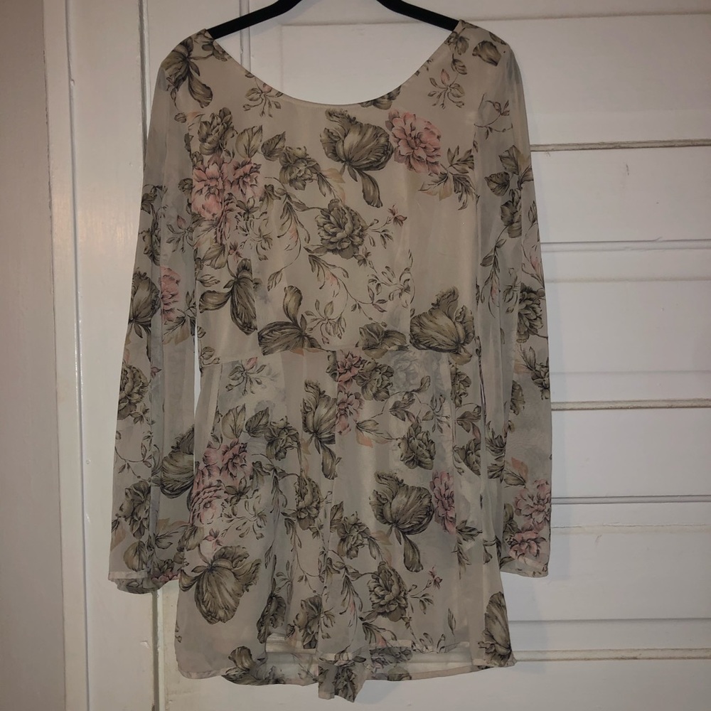 Dainty Hooligan floral Romper